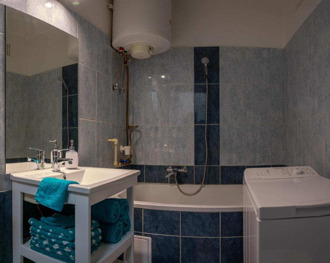 Silentium City Apartman Sárvár Sarvar Exterior foto